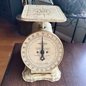 VINTAGE LANDERS FRARY & CLARK 24 LB. COLUMBIA FAMILY SCALE 10"